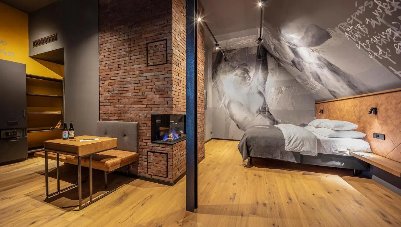 Liebesbier Urban Art & Smart Hotel Bayreuth
