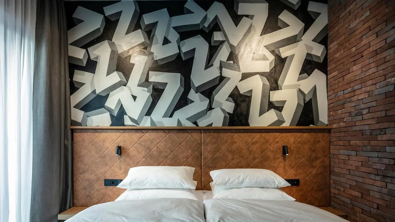 Liebesbier Urban Art & Smart Hotel Bayreuth