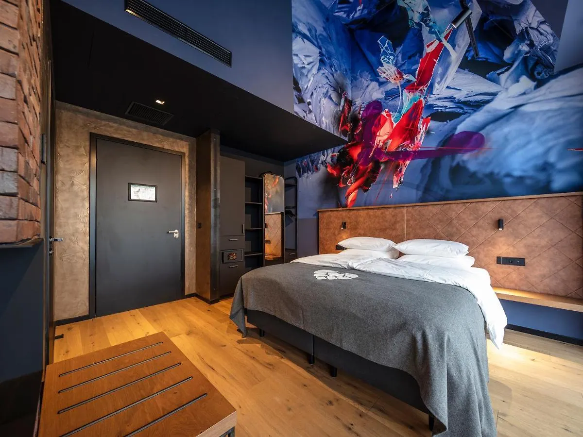באיירוט Liebesbier Urban Art & Smart Hotel