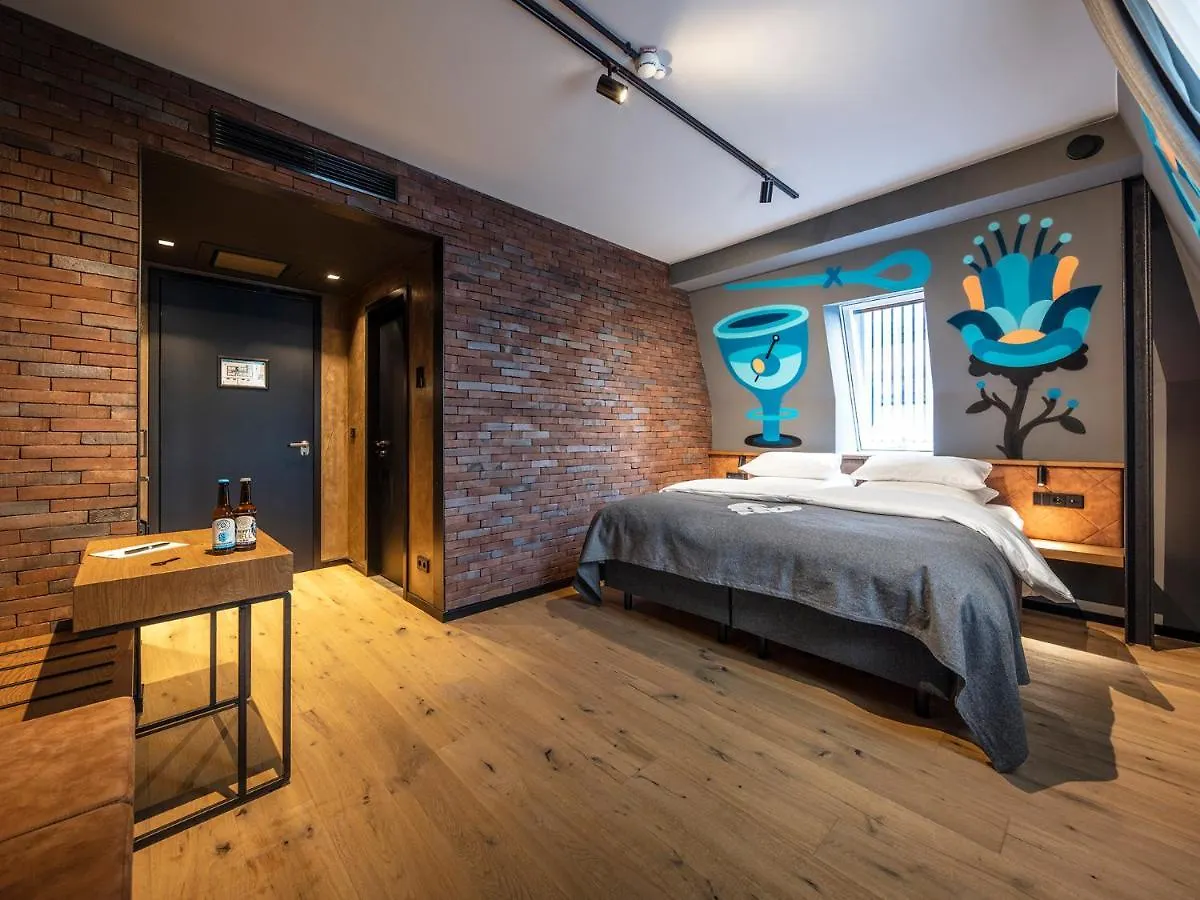 באיירוט Liebesbier Urban Art & Smart Hotel גרמניה