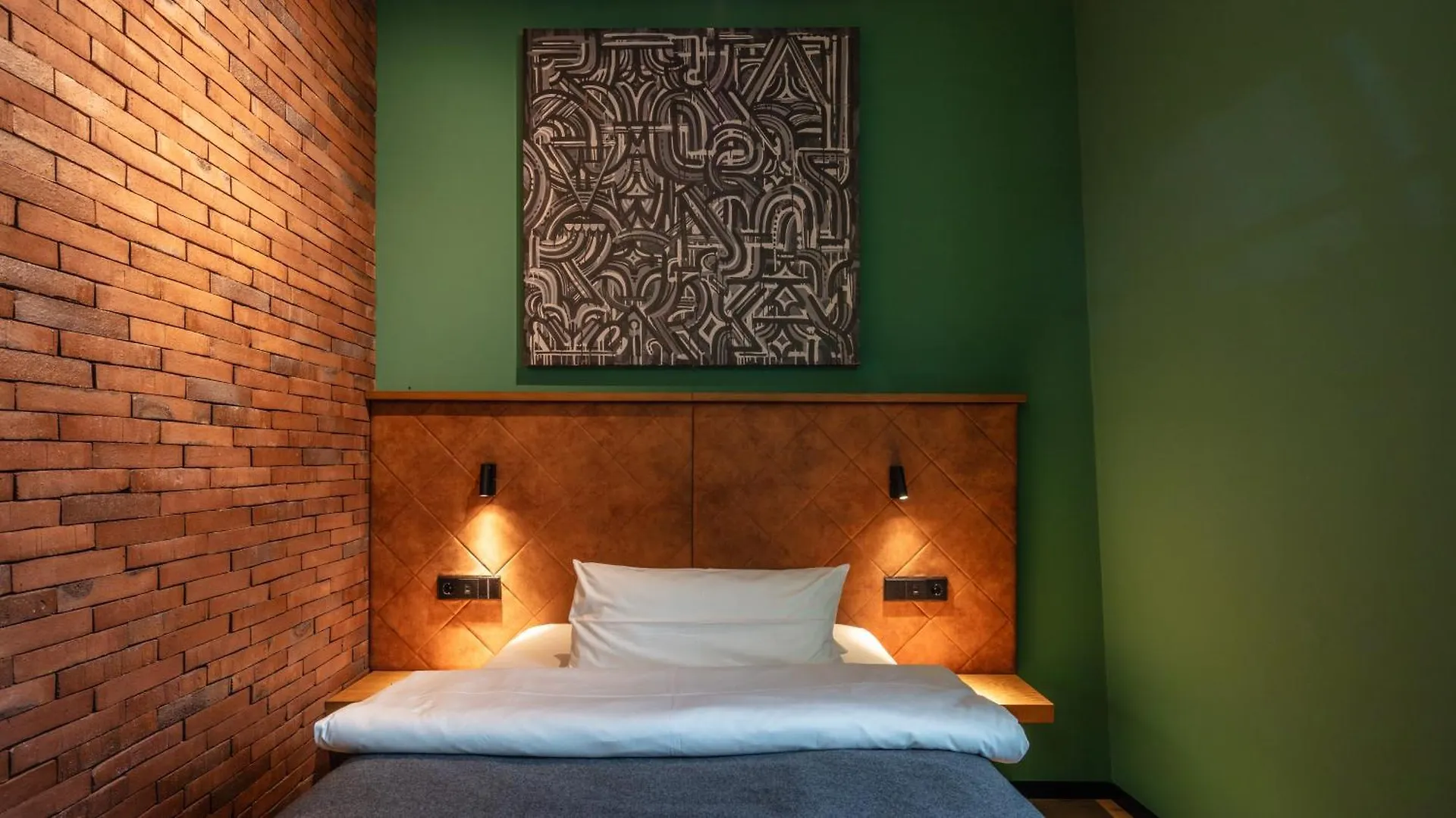 באיירוט Liebesbier Urban Art & Smart Hotel 0*,  גרמניה